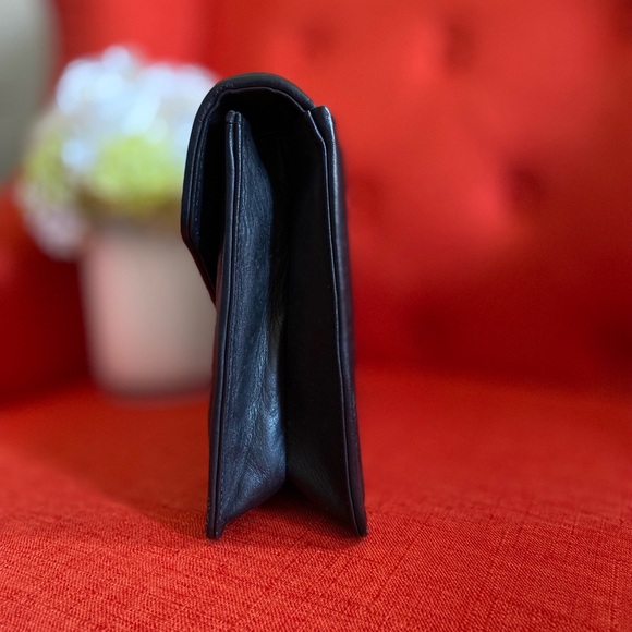 VALENTINO GARAVANI CROSSBODY BAG (Preloved) - Picture 5 of 9